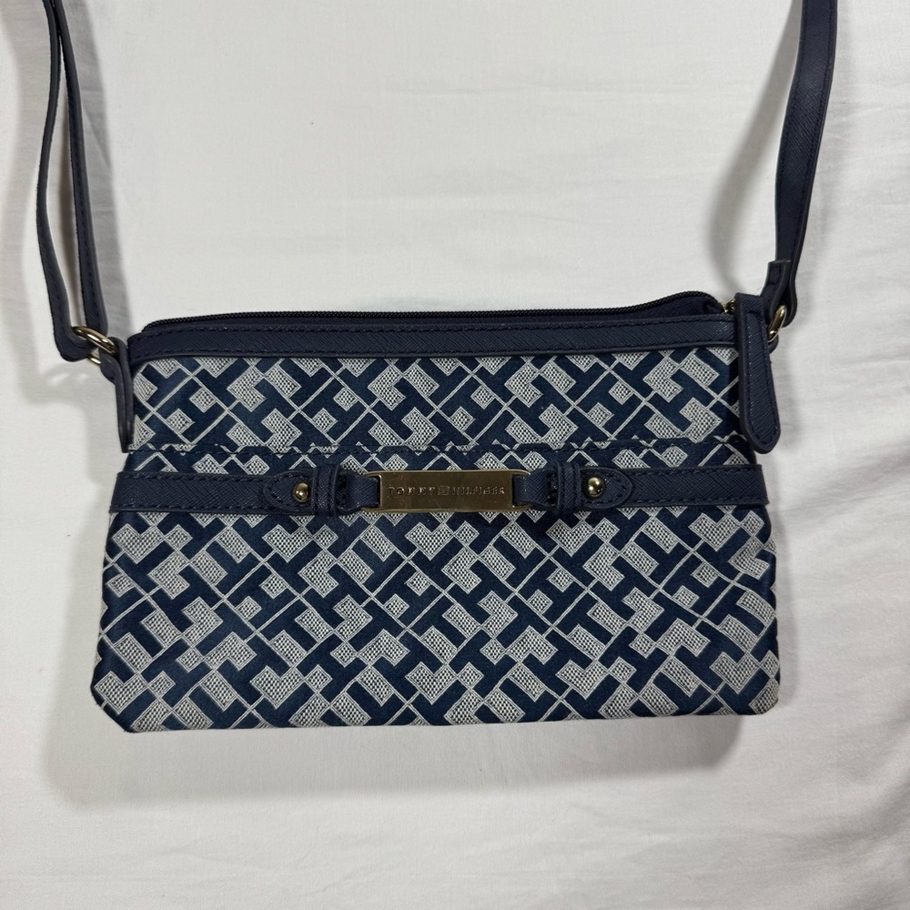 Tommy Hilfiger Navy Monogram Jacquard Crossbody Bag Gold Logo Adjustable Strap - Picture 2 of 6